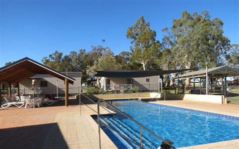 kalbarri tudor holiday park villas